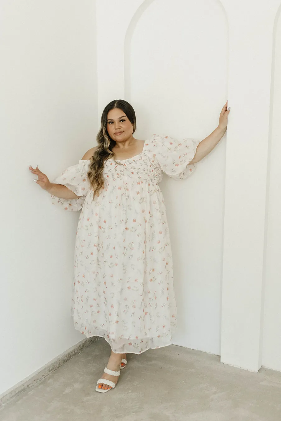 Clearance Worth Collective Harlow Maxi Dress in Tiny Pink Floral - Bump Friendly & Inclusive Sizi