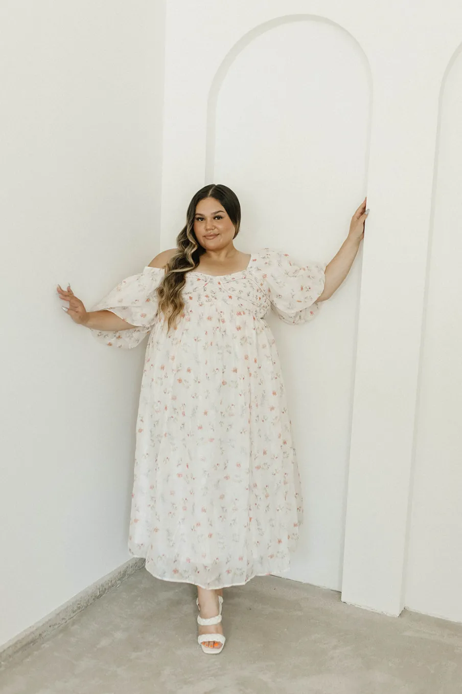 Clearance Worth Collective Harlow Maxi Dress in Tiny Pink Floral - Bump Friendly & Inclusive Sizi