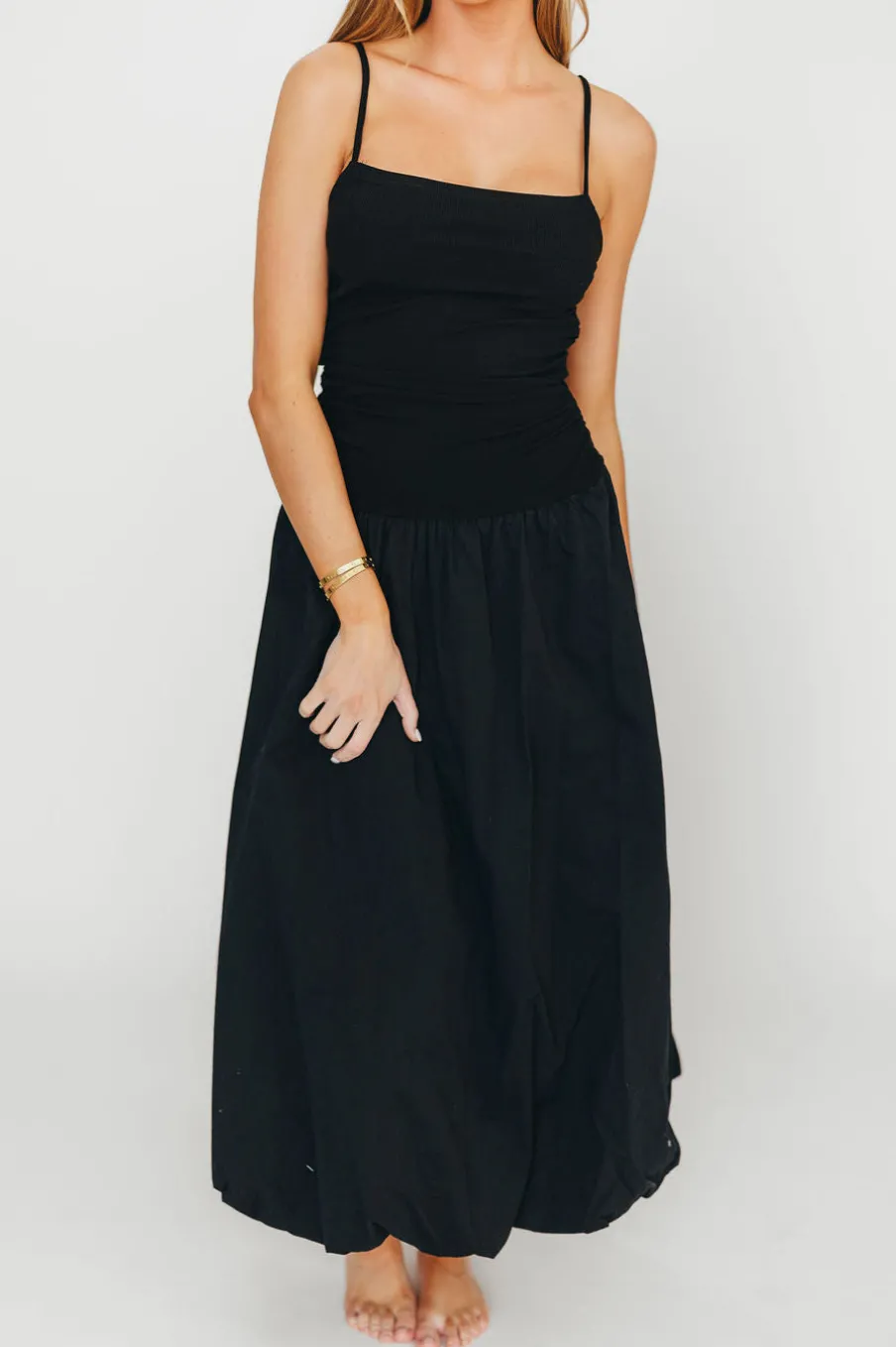 Best Worth Collective Henley Bubble Hem Midi Dress in Black