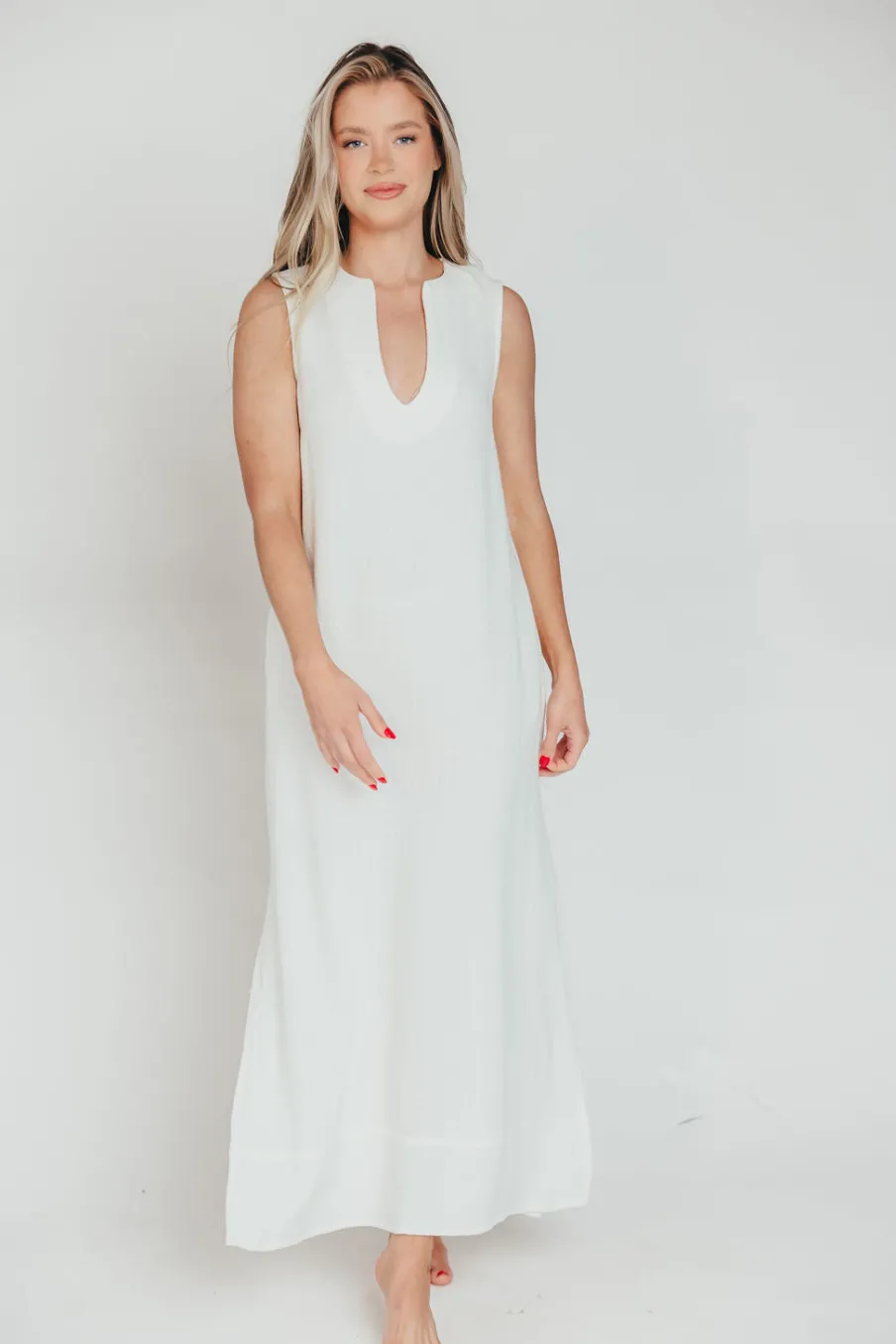 Fashion Worth Collective How Sweet It Is Sleeveless Linen-Blend Maxi in Ivory - Bump Friendly
