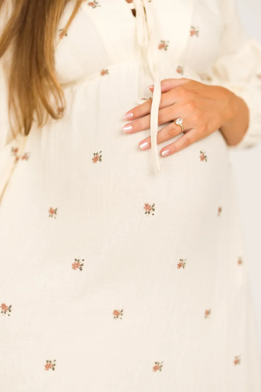 Online Worth Collective Hunter 100% Cotton Gauze Midi Dress in Soy/Pink Floral - Bump Friendly