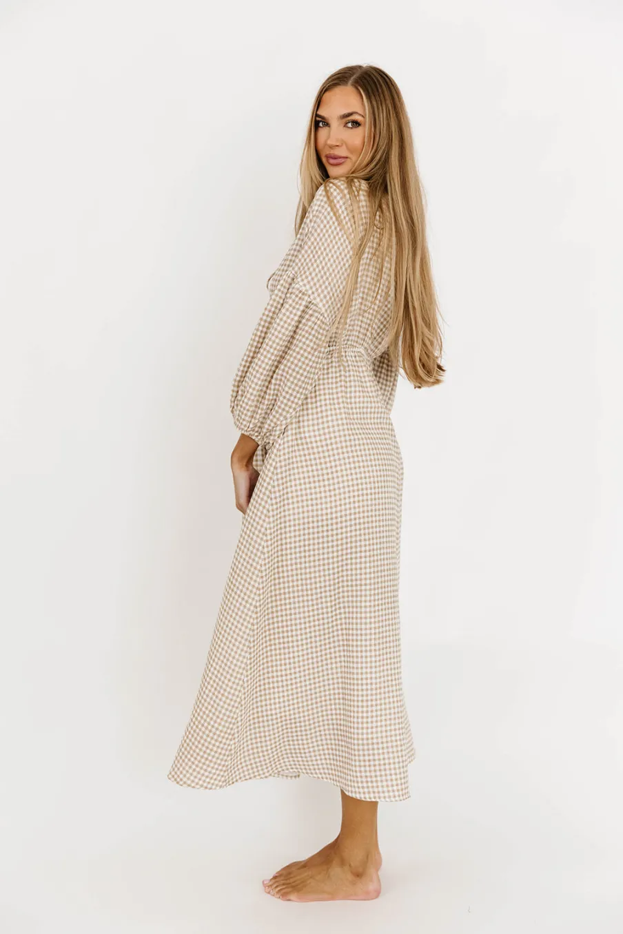 Hot Worth Collective Hunter Printed Gauze Midi Dress in Natural Plaid - Bump Friendly