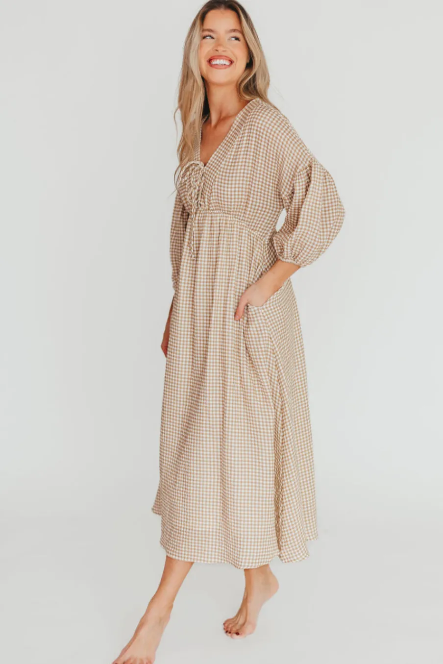Hot Worth Collective Hunter Printed Gauze Midi Dress in Natural Plaid - Bump Friendly