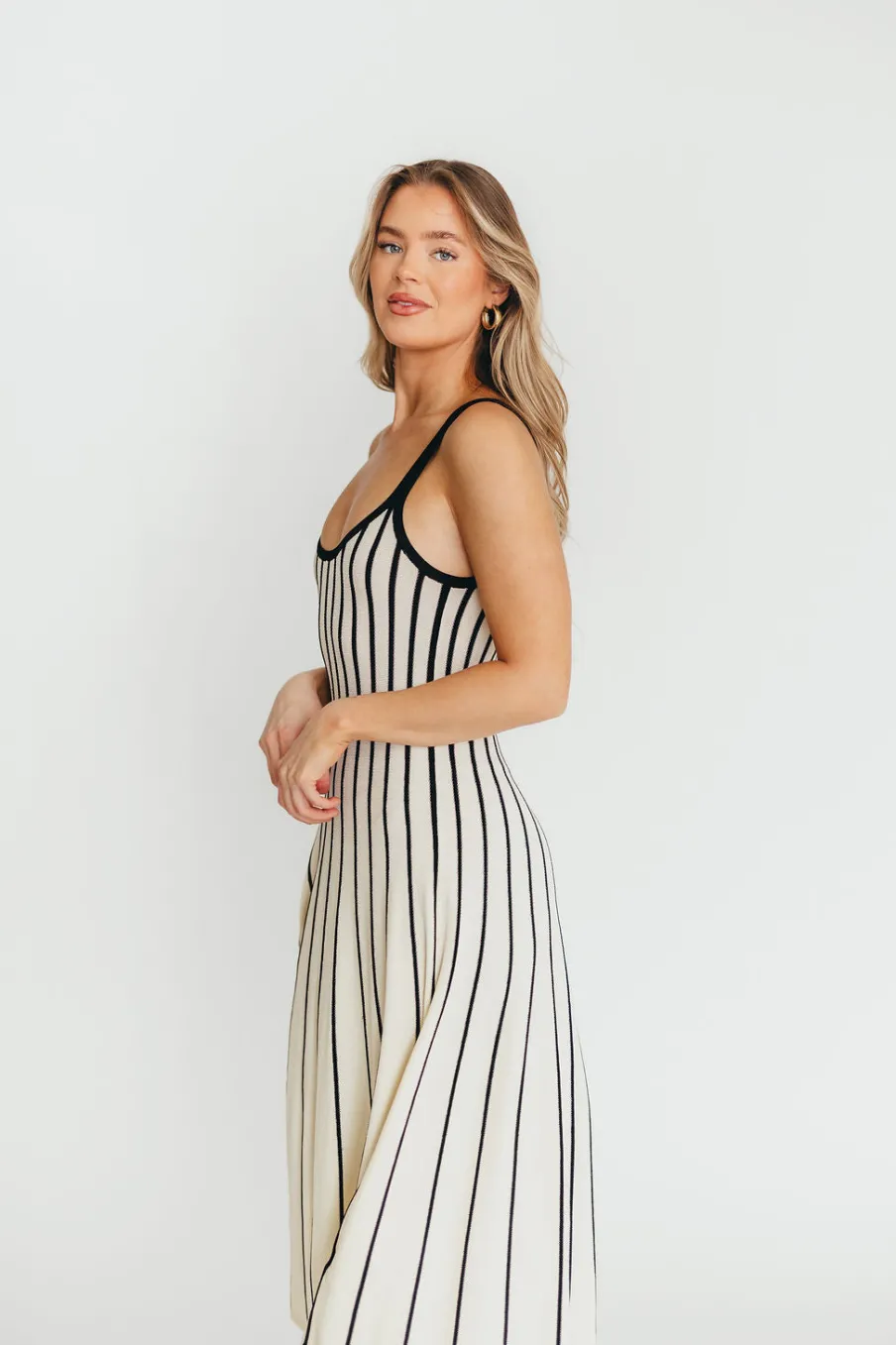 Fashion Worth Collective Irecia Sweater Maxi Dress in Black/Cream