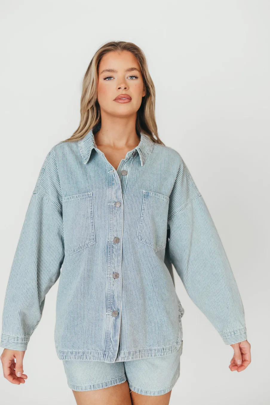 Clearance Worth Collective Jayme Shorts in Denim/White