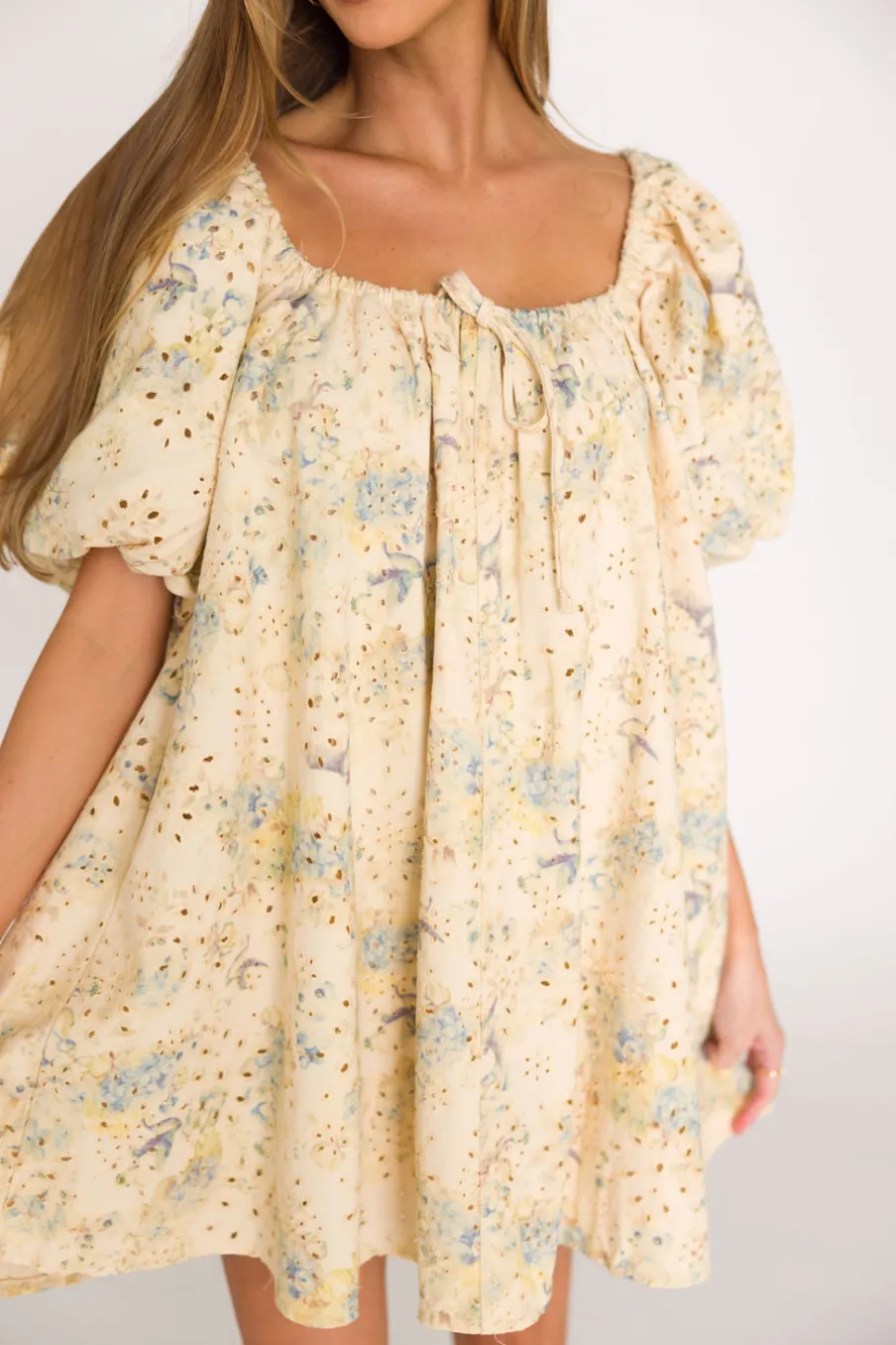 Outlet Worth Collective Jennie Floral Print Babydoll Mini Dress in Blue