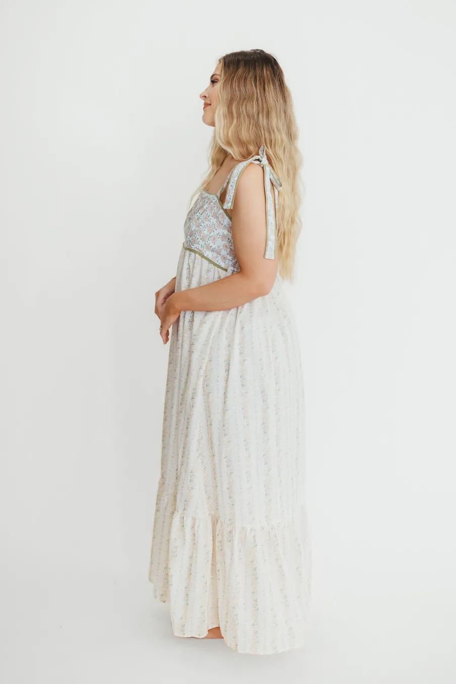 Online Worth Collective Kelly Adjustable Tie Maxi Dress in Pale Peach Floral *PRE-ORDER*
