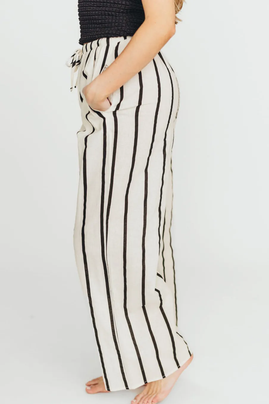 Clearance Worth Collective Kelsea Woven Pants in Cream/Black