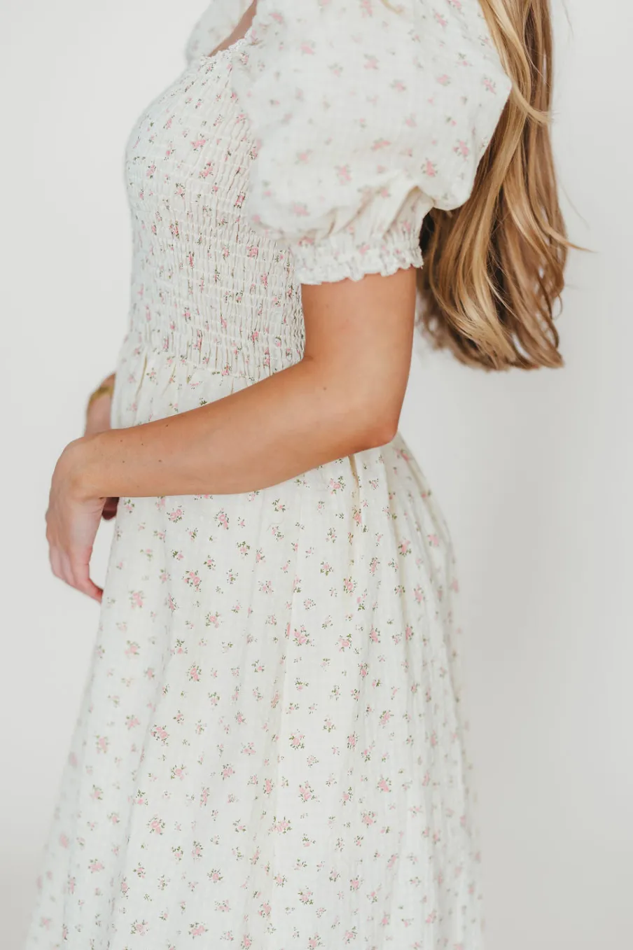 Hot Worth Collective Kinsley Ditsy Floral Smocked Midi Dress in Pink
