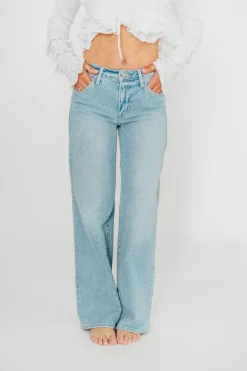 Fashion Worth Collective Laurel Wide Leg Jean in Light Denim