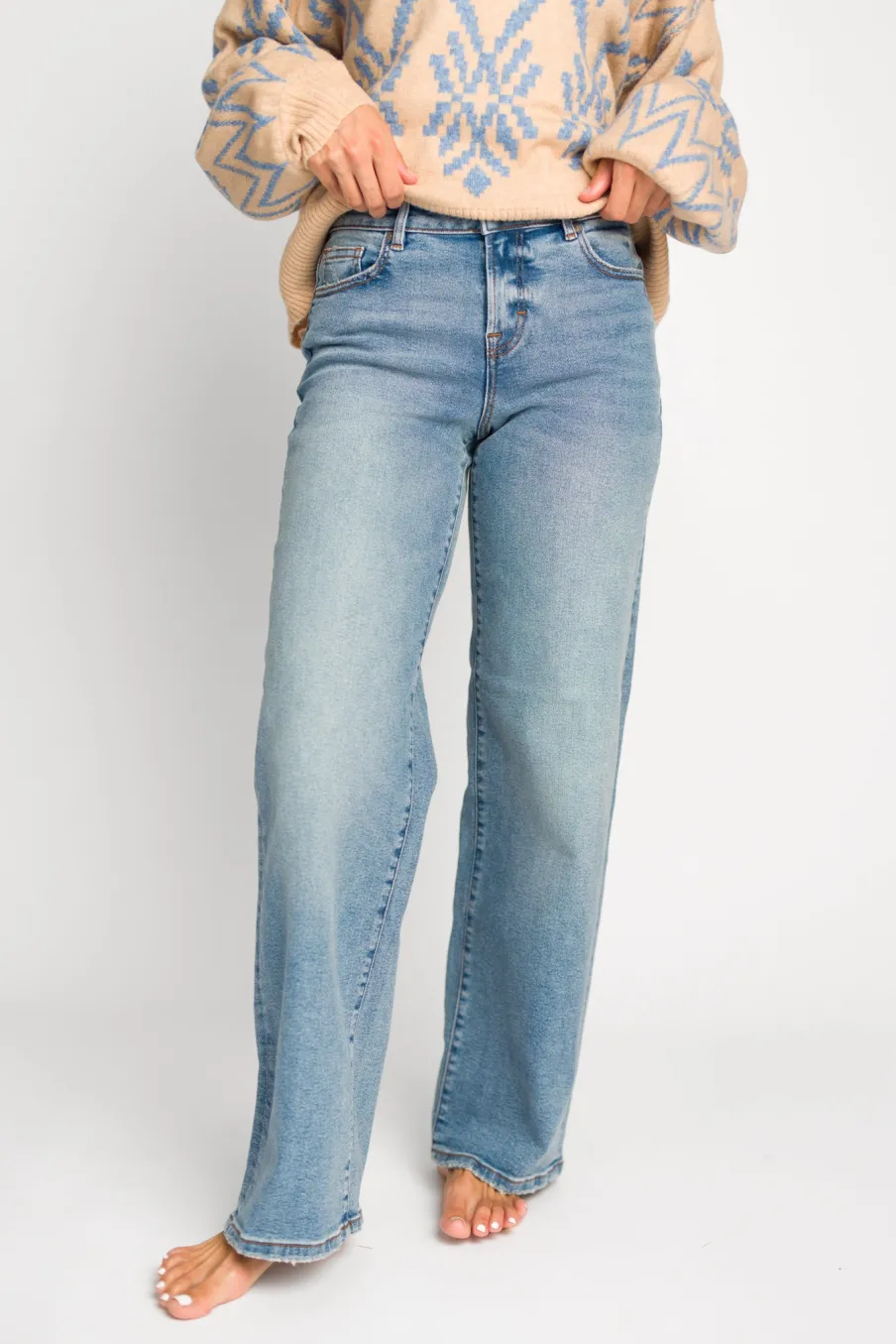 Fashion Worth Collective Logan 32” Inseam High Rise Dad Jean in Medium