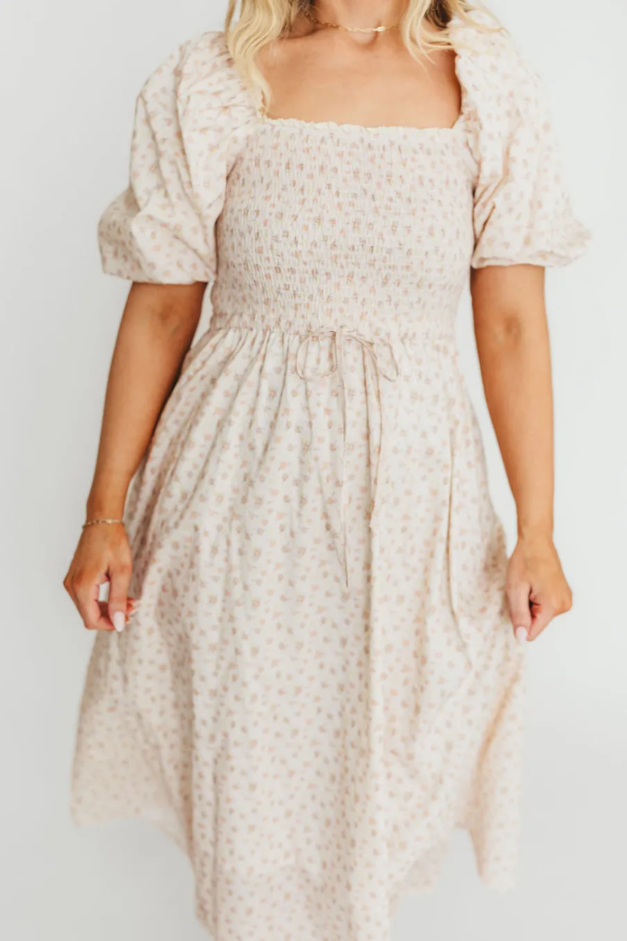 Fashion Worth Collective Maeve 100% Cotton Puff Sleeve Midi Dress in Dainty Pink Floral