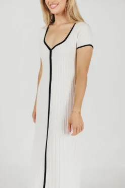 Best Worth Collective Marilyn Knit Maxi Dress in Off-White