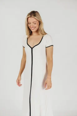 Best Worth Collective Marilyn Knit Maxi Dress in Off-White