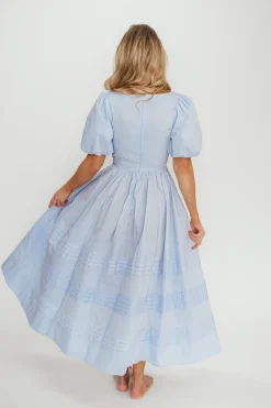 Outlet Worth Collective Milana 100% Cotton Puffed Sleeve Midi Dress in Baby Blue