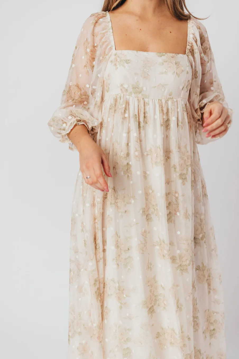 Fashion Worth Collective Mona Maxi Dress with Smocking in Cream Floral - Bump Friendly & Inclus