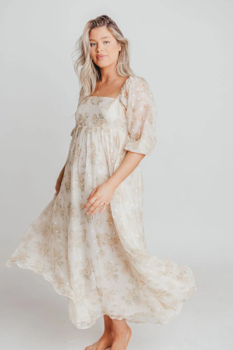 Fashion Worth Collective Mona Maxi Dress with Smocking in Cream Floral - Bump Friendly & Inclus