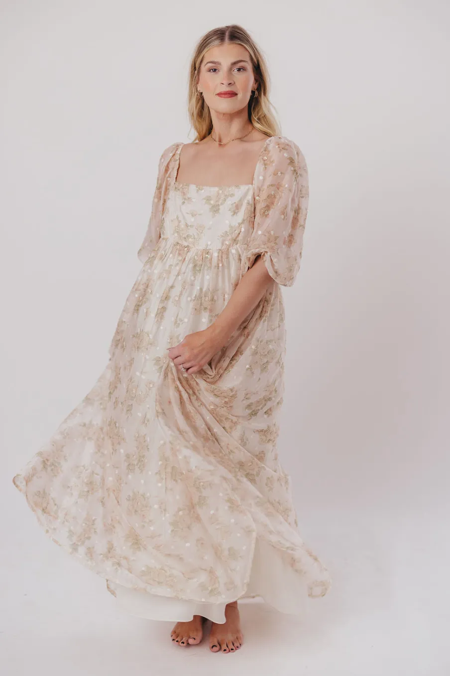 Fashion Worth Collective Mona Maxi Dress with Smocking in Cream Floral - Bump Friendly & Inclus
