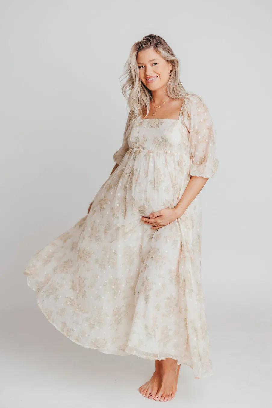 Fashion Worth Collective Mona Maxi Dress with Smocking in Cream Floral - Bump Friendly & Inclus