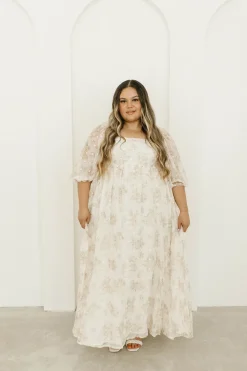 Fashion Worth Collective Mona Maxi Dress with Smocking in Cream Floral - Bump Friendly & Inclus