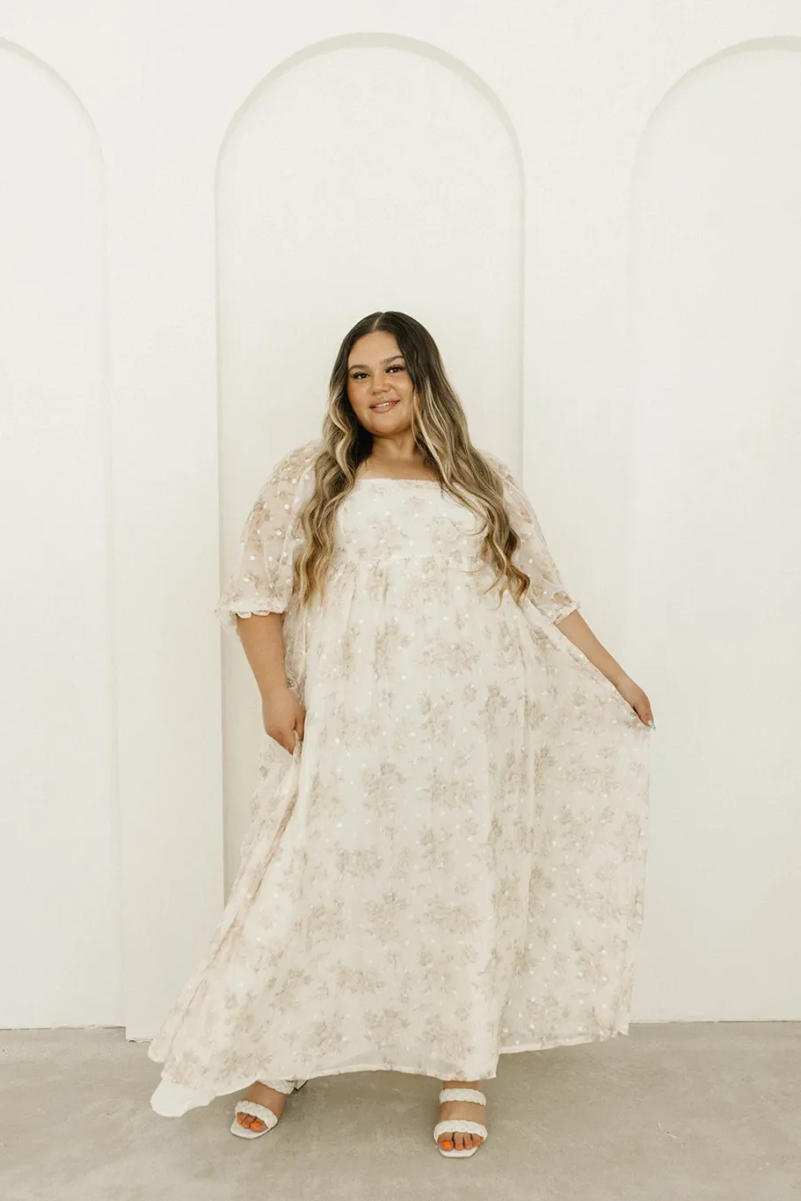 Fashion Worth Collective Mona Maxi Dress with Smocking in Cream Floral - Bump Friendly & Inclus