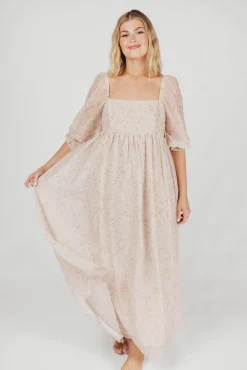 Online Worth Collective *New* Mona Maxi Dress with Smocking in Beige Floral - Bump Friendly &