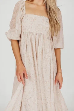 Online Worth Collective *New* Mona Maxi Dress with Smocking in Beige Floral - Bump Friendly &