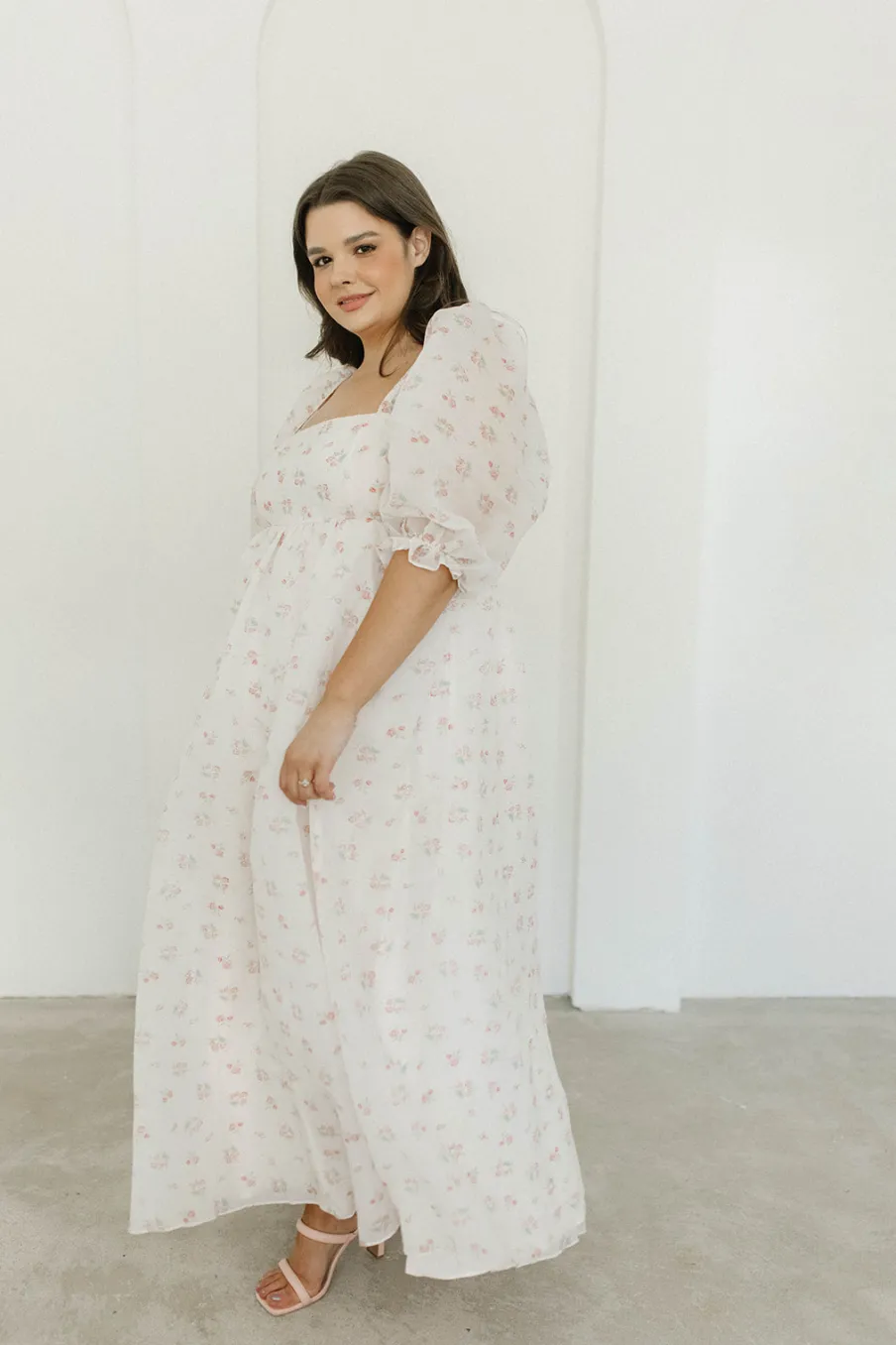 New Worth Collective *New* Mona Maxi Dress with Smocking in Blush Floral - Bump Friendly &