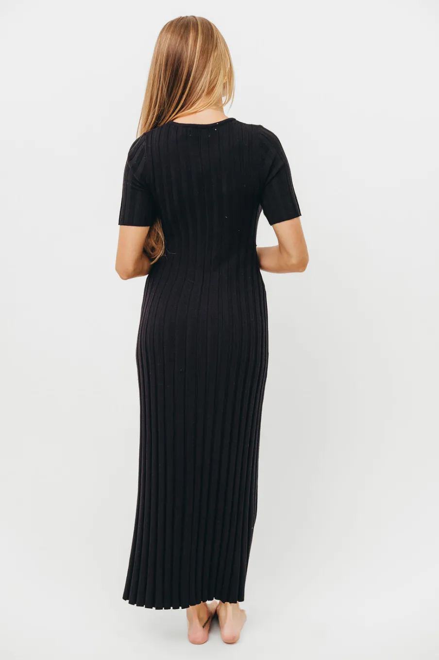 Online Worth Collective Oakley Ribbed Maxi Dress in Black - Bump Friendly