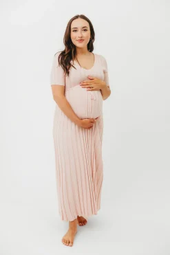 Fashion Worth Collective Oakley Ribbed Maxi Dress in Light Pink - Bump Friendly