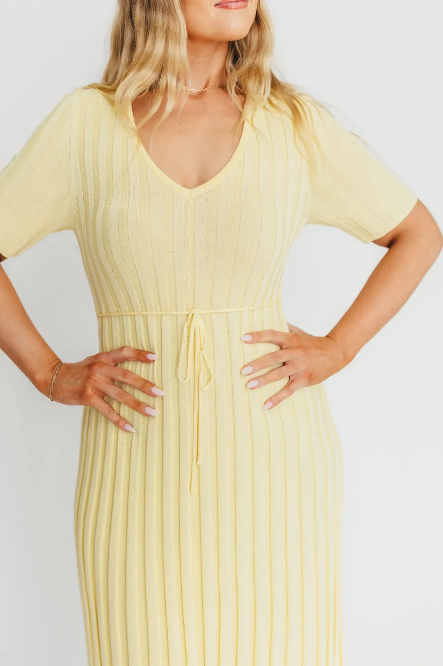 Discount Worth Collective Oakley Ribbed Maxi Dress in Light Yellow - Bump Friendly