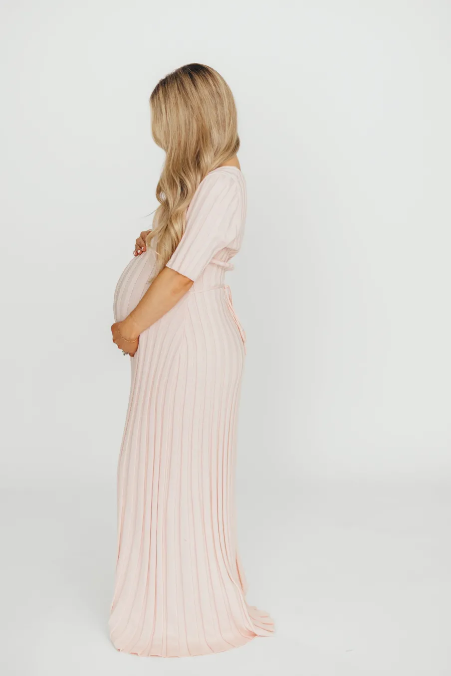 Fashion Worth Collective Oakley Ribbed Maxi Dress in Light Pink - Bump Friendly