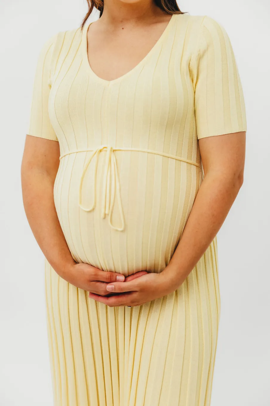 Discount Worth Collective Oakley Ribbed Maxi Dress in Light Yellow - Bump Friendly