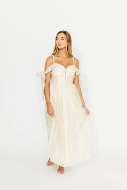 Best Worth Collective Paulina Sleeveless Sweetheart Midi Dress in Ecru