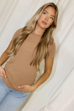 Fashion Worth Collective Phoenix Ribbed Knit Tee in Camel