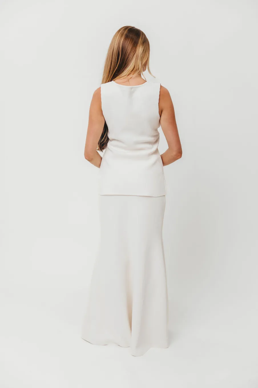 Best Worth Collective Premium Lauri Sleeveless Button Down Top and Maxi Skirt Set in Off Whi