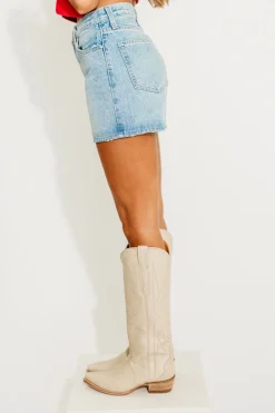 Sale Worth Collective Rayna Vintage High Rise Shorts in Light Denim