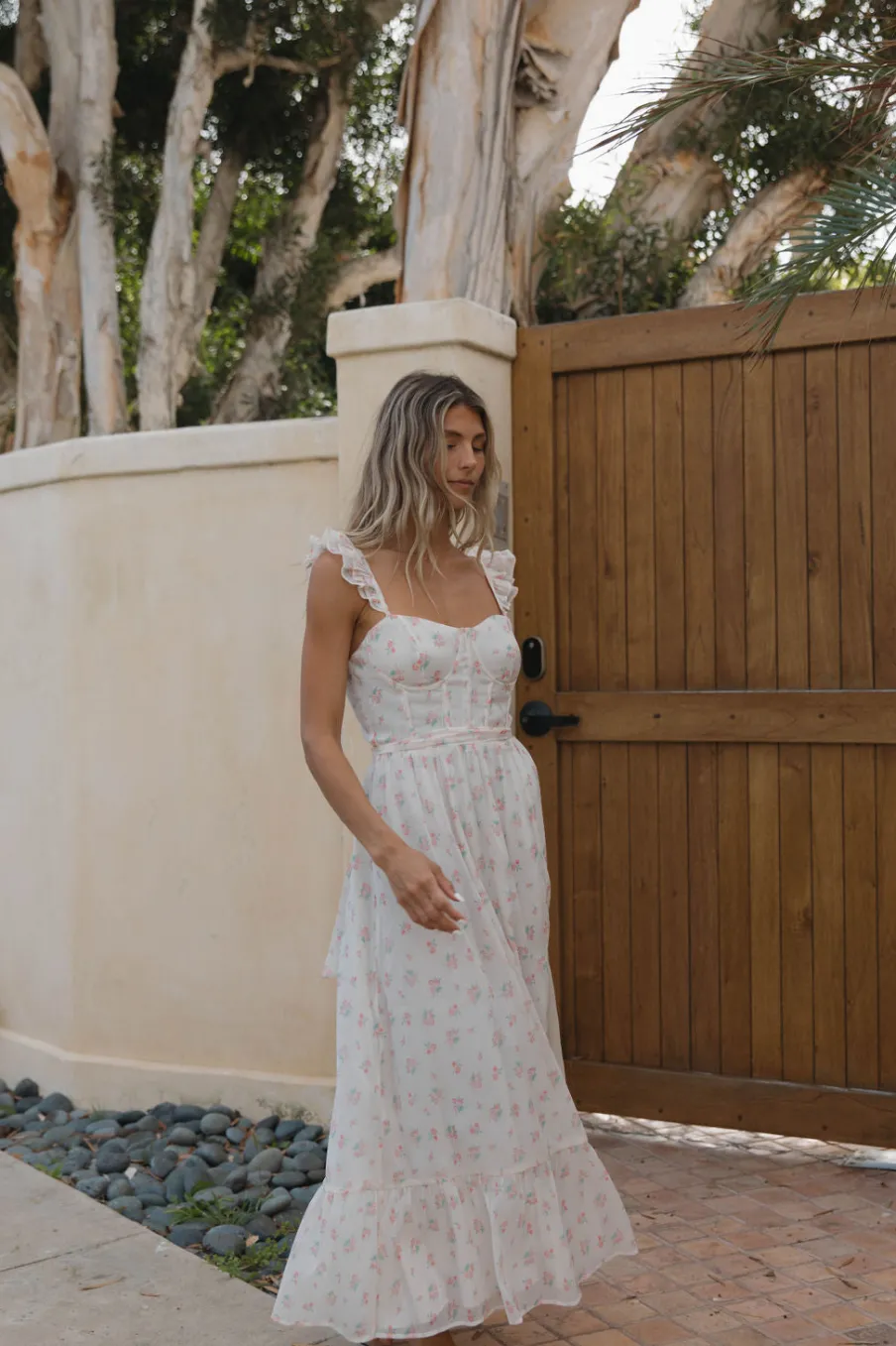 Online Worth Collective Rosamund Bustier-Style Maxi Dress in Blush Pink Floral - Inclusive Siz