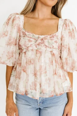 Outlet Worth Collective Saint Malo Floral Smocked Top in Peach