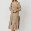 Best Worth Collective Taylor Cotton Smocked Midi Dress with Tiered Skirt in Pumice - Inclusi