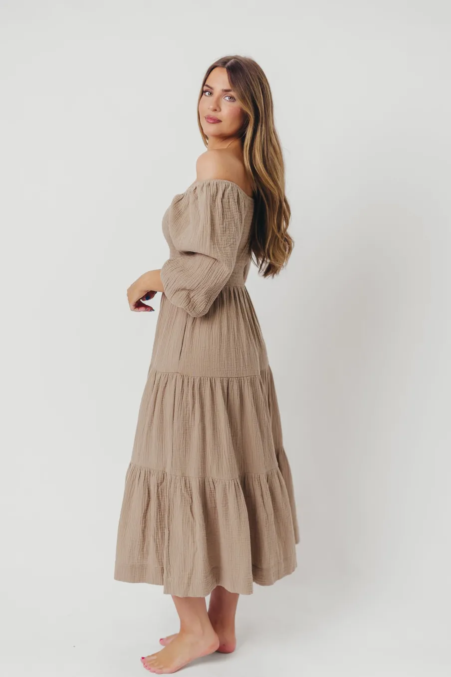 Best Worth Collective Taylor Cotton Smocked Midi Dress with Tiered Skirt in Pumice - Inclusi