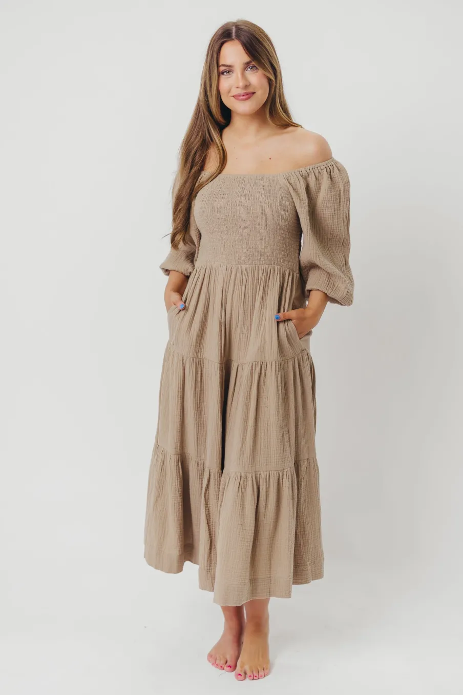Best Worth Collective Taylor Cotton Smocked Midi Dress with Tiered Skirt in Pumice - Inclusi