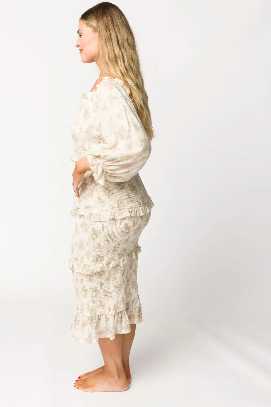 Discount Worth Collective The Chloe Midi Dress in Brown - Bump Friendly