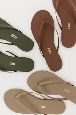 Fashion Worth Collective TKEES Lily Liners in Biscuit
