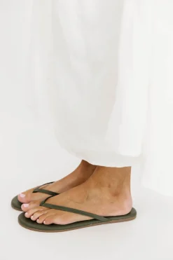 Fashion Worth Collective TKEES Lily Liners in Forest