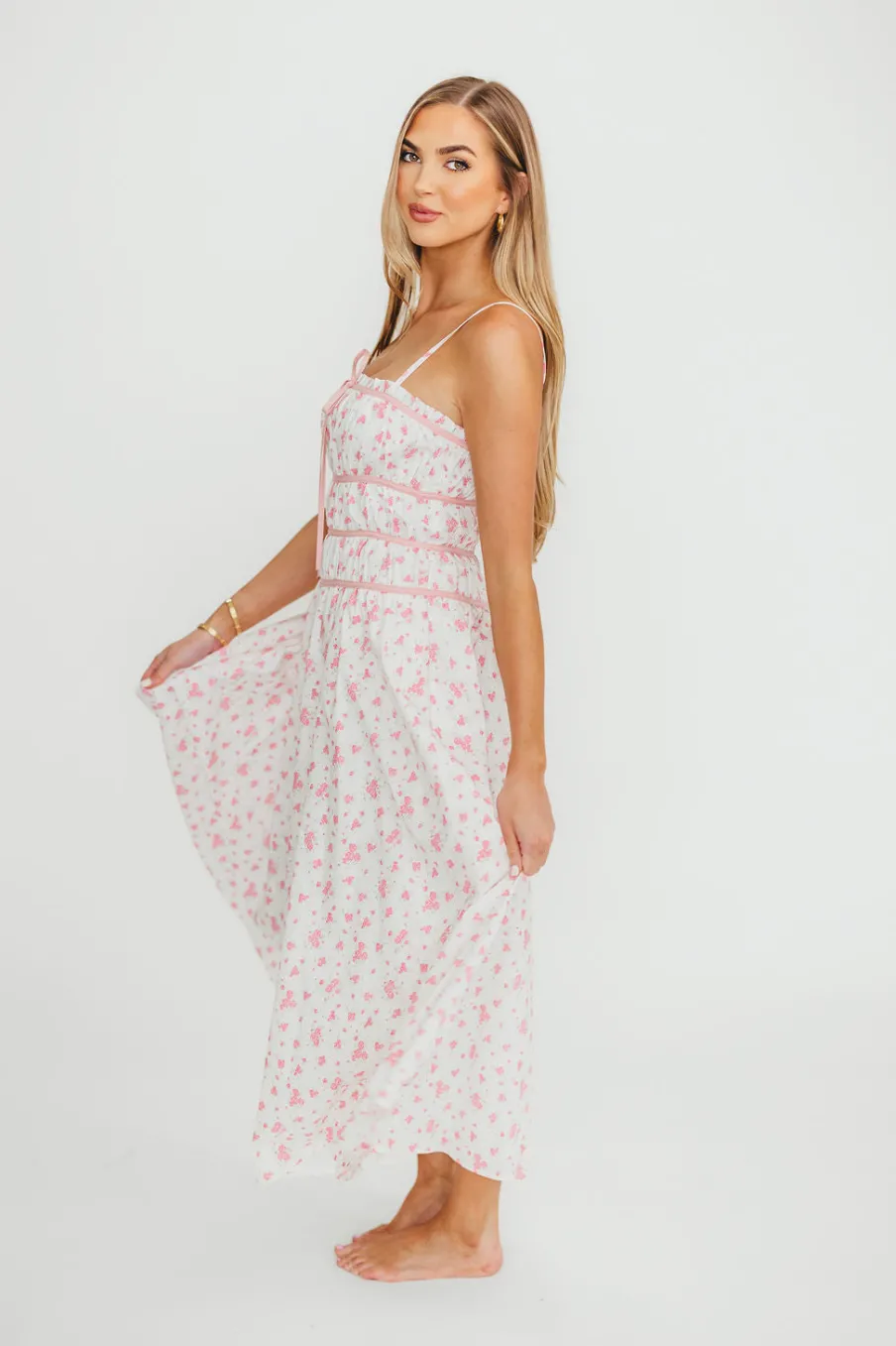 Best Worth Collective Vanessa Midi Dress in Pink