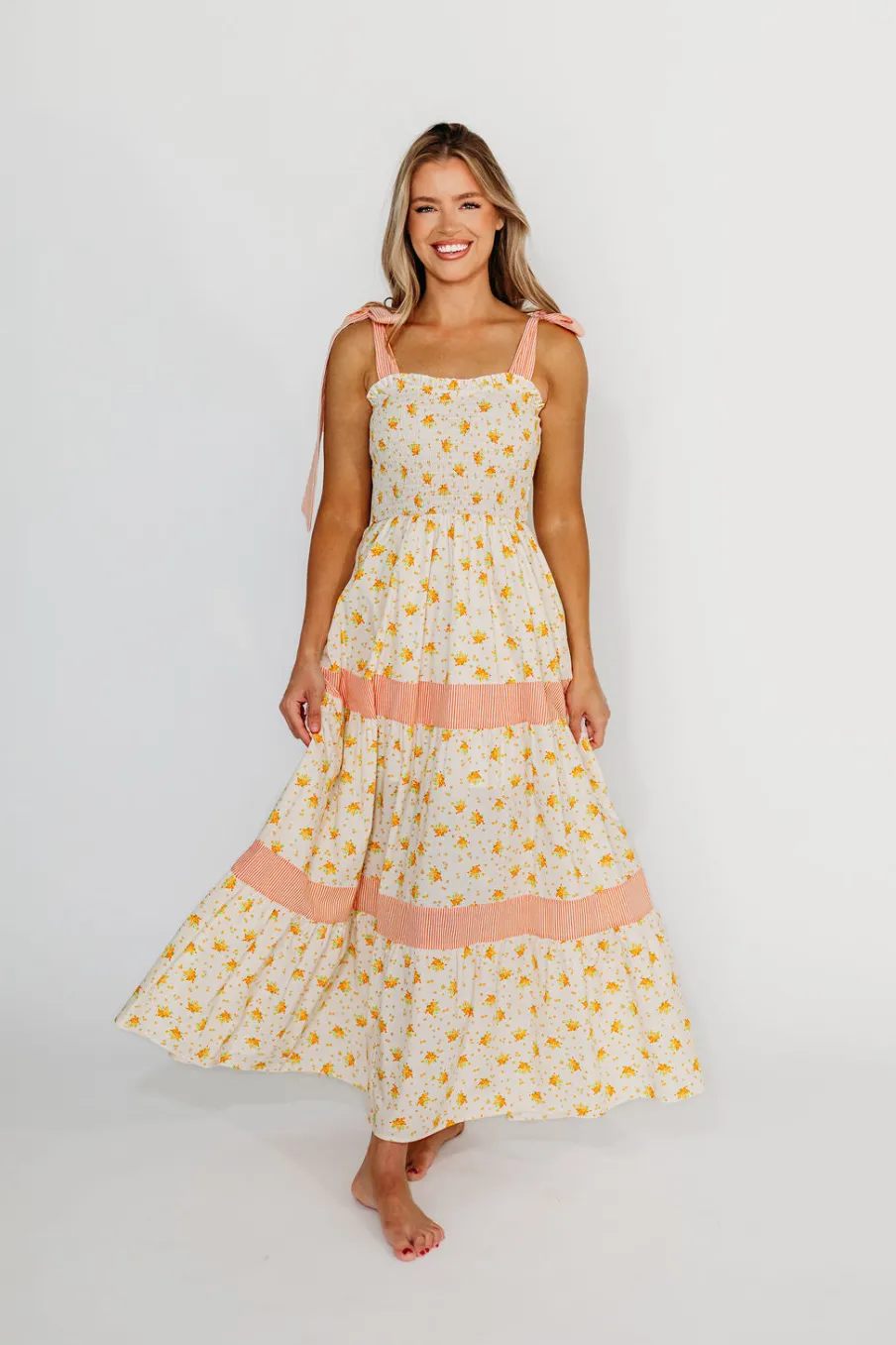 Online Worth Collective Vida Floral Maxi Dress in White/Orange