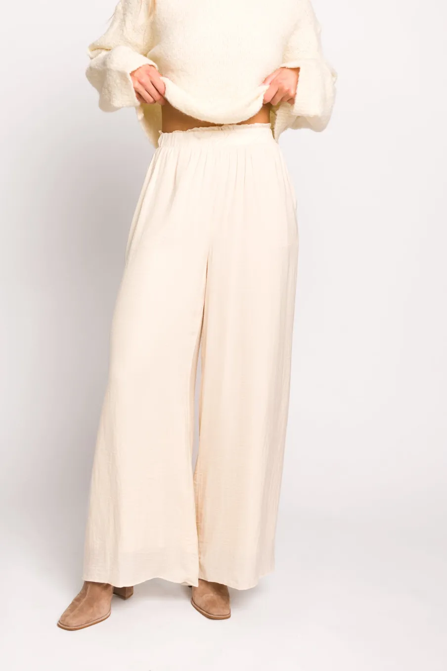 Discount Worth Collective Zahara Wide Leg Pants in Ivory